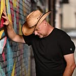 Michael Lindenberger - @mikrolabstudio - Instagram