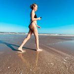 Michaela Luikart - @michaelallui - Instagram