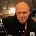 Michael Pelz - @michakamiles - Instagram