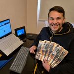 Michael Rangel - @mikemesutti - Instagram