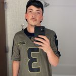 Michael Vanek - @mikevanek3229 - Instagram