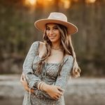 Michaela Phillips - @mica.sage - Instagram