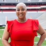 Michaela Smith, MSW, Pre-Licensed Therapist - @wellnessalongsidemich - Instagram
