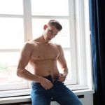 Micheal Grace - @mammierichh - Instagram