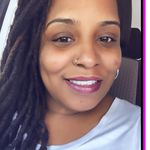 Toi Michele' Herring - @toiwithaneye_ - Instagram