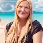 Michelle Hinkle - @michelle.hinkle.35 - Instagram