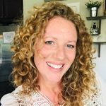 Michele Perrin - @bird_lady29 - Instagram