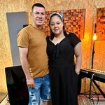 Michele Pires - @cantoramichelepires - Instagram