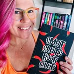 Michele Zubak - @michelereadssmut - Instagram