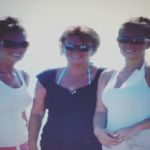 Michelle Reiser - @chellesells2017 - Instagram