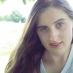 Michelle Tripp-Noll - @michi_271199 - Instagram