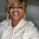 Michele Whitlock - @ms.honeybump - Instagram