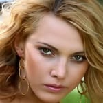 Michele Wicks - @gokukiwashima - Instagram