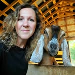 Michelle Balcom - @ourhideawayhomestead - Instagram