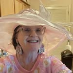 Michelle Creech - @hiking_with_mighty_mini - Instagram