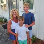 Michelle Deters - Facebook
