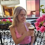 Michelle Esteves Sáenz - @michellepataki - Instagram