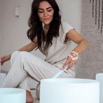 Michèlle Juliënne Mathilda - @michellejulienne.soundhealing - Instagram