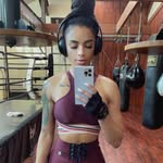 Michelle Lacombe - @_fitbymi - Instagram