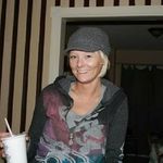 Michelle Leveque - @blondecanucker - Instagram