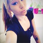 Michelle Locker - @michelle.locker.752 - Instagram