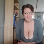 Michelle Luker - @barbie.michy09 - Instagram