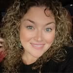 Michelle Lundquist - @michellewiththecurls - Instagram