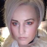 Michelle Main - @michelle_resinrebel - Instagram