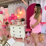 Michelle Mello - @floo.r7535 - Instagram