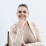 Michelle Menezes - @menezesmichelle - Instagram