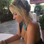Michelle Moreau - @michellemoreau15 - Instagram