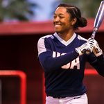 Michelle Moultrie - @moultrie_16 - Instagram