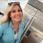 Michelle Newcomb - @m_newcomb1 - Instagram