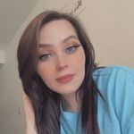 Michelle Holman - @michelle_proffitt19 - Instagram