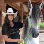 Michelle Riniere - @vetmichelleriniere - Instagram