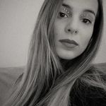 Michelle Rizzi - @michelle_rz28 - Instagram