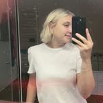 Michelle - @michelleschwan_ - Instagram