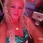 Michelle spiteri - @michelleilflower - Instagram