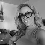 👩🏼‍💻 FASHION DESIGN | SOCIAL MEDIA MANAGER - @michellestamsnijder - Instagram