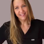 Michelle Swanger - @skinandbareitbeauty - Instagram