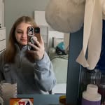 Michelle Tribble - @chelly.belly14 - Instagram