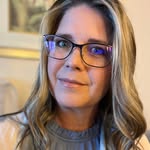 Michelle Van Der Wal - @shellvbooksfashiontravel - Instagram