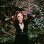 Michelle Yeates-Lively - @michelle1313b - Instagram