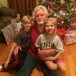 Mickey Garrett - @pawmick3 - Instagram