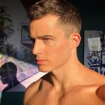 Mickey Holmes - @d.gandt - Instagram