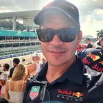 Miguel A. Morales - @mickeymorales_ - Instagram