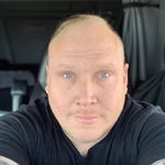 Mike Roach - @tourlife.77 - Instagram