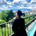 Mihaela Radu - Facebook