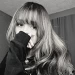 Mika Wilson - @catbellybomb - Instagram