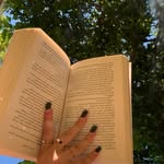 Mikaela - @mikaela_reads - Instagram